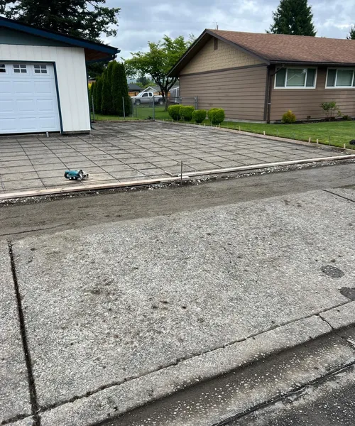 Broom Finish Driveway And City Sidewalk Replacement in Enumclaw 